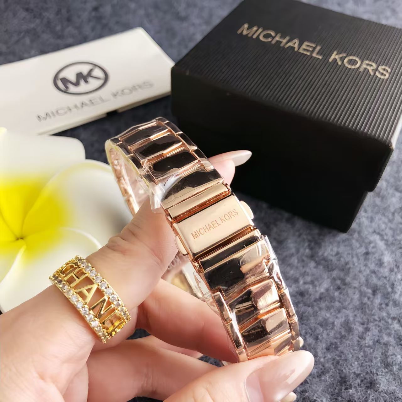 Novo Relógio Feminino Michael  - Luxury Watch Photo avaliação e preço
